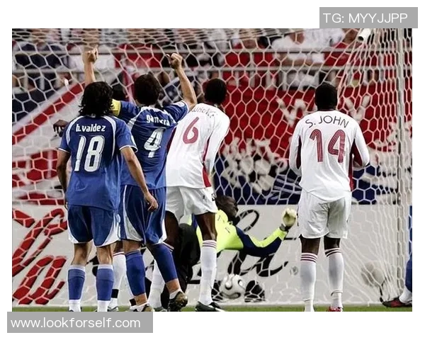 德国与巴拉圭2002年世界杯全场精彩回顾与赛后分析