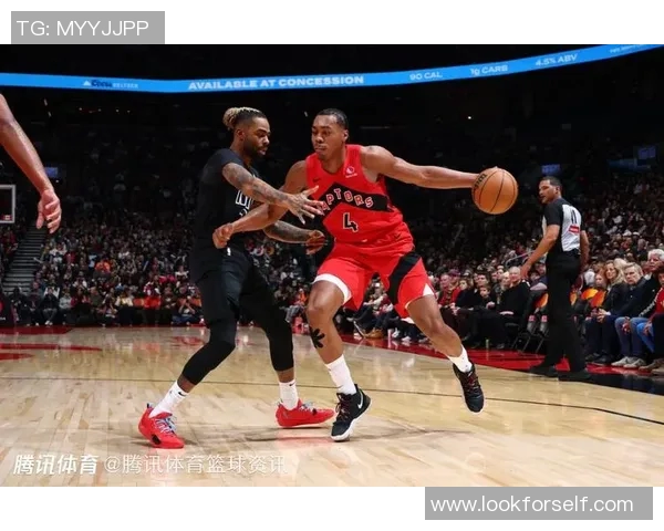 拉塞尔威斯布鲁克的篮球传奇之路与职业生涯的辉煌成就探讨